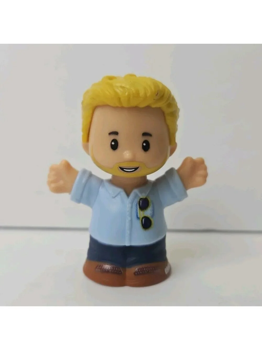 Fisher-Price Little People Figure - HJW72 ~ Dad with Blonde Hair and Beard